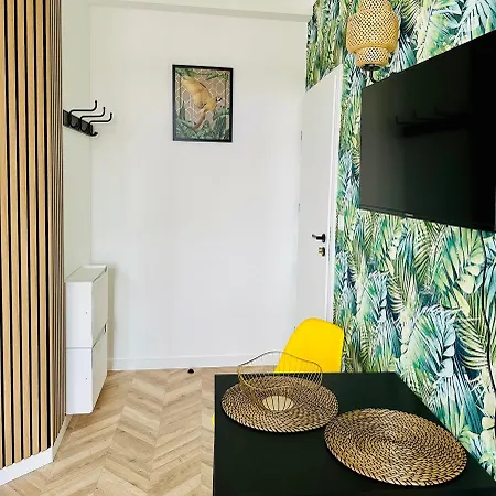 Olivia - Sloneczny W Centrum Warszawy, Plac Unii Lubelskiej, Lazienki Krolewskie, Pole Mokotowskie Апартаменты Варшава