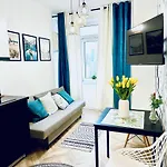 Olivia - Sloneczny W Centrum Warszawy, Plac Unii Lubelskiej, Lazienki Krolewskie, Pole Mokotowskie - 24h Check-in Apartmán Varšava