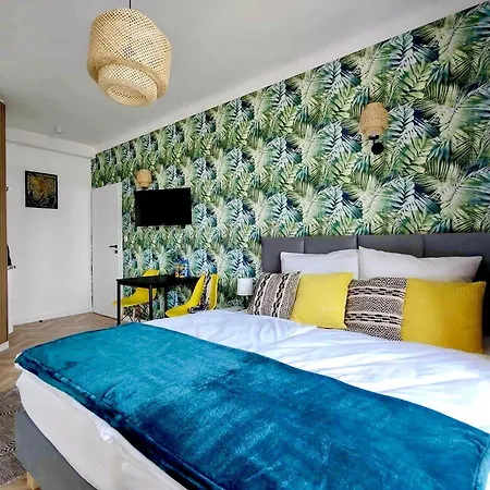 Olivia - Sloneczny W Centrum Warszawy, Plac Unii Lubelskiej, Lazienki Krolewskie, Pole Mokotowskie - 24h Check-in * ורשה