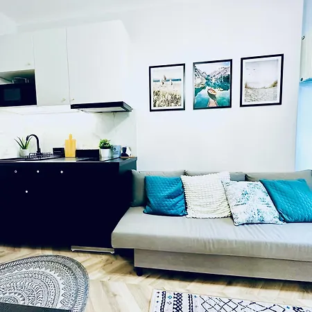 דירה Olivia - Sloneczny W Centrum Warszawy, Plac Unii Lubelskiej, Lazienki Krolewskie, Pole Mokotowskie - 24h Check-in ורשה