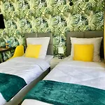 Apartament Olivia - Słoneczny W Centrum Warszawy, Plac Unii Lubelskiej, łazienki Królewskie, Pole Mokotowskie - 24h Check-in