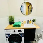 Olivia - Słoneczny W Centrum Warszawy, Plac Unii Lubelskiej, łazienki Królewskie, Pole Mokotowskie - 24h Check-in Apartament *